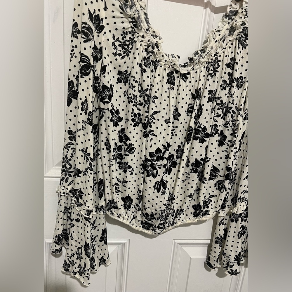 Intimately Free People Cream & Black Floral Boho Peasant Blouse Size Small/Med - Picture 6 of 14
